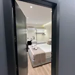 Mina Luxury 地拉那