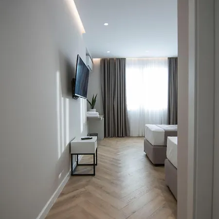 公寓 Mina Luxury 地拉那