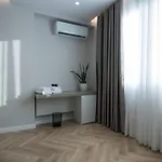 Mina Luxury * Tirana