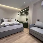 Mina Luxury Lägenhet Tirana