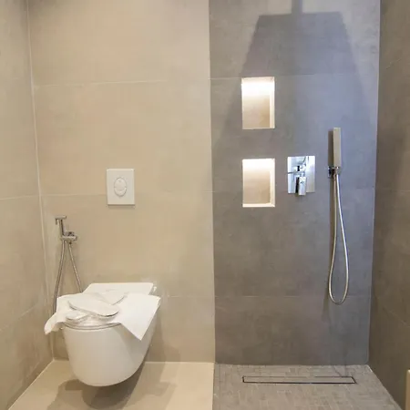 דירה Mina Luxury טיראנה