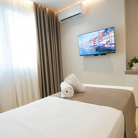 Mina Luxury דירה טיראנה