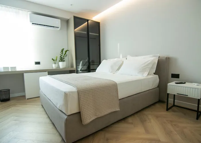 Mina Luxury Tirana